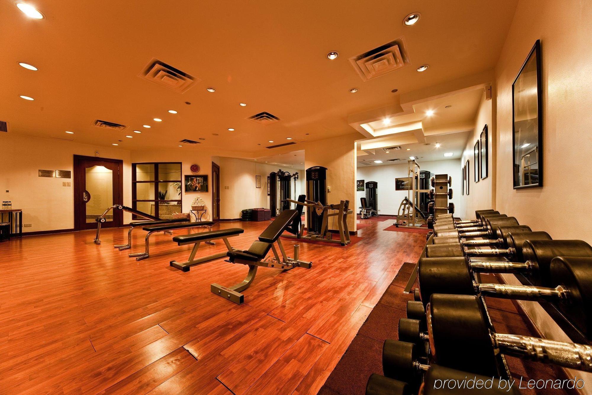 New World Makati Hotel, Manila Makati City Facilities photo The gym at the Le Méridien, Kuala Lumpur